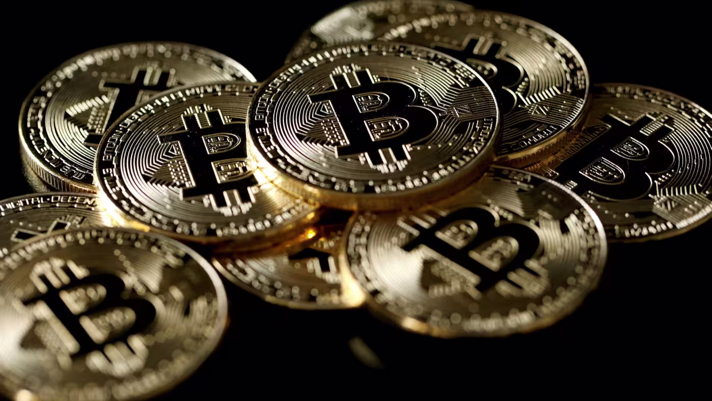 谁真正掌控着比特币的隐藏供应量 揭秘五大影子持有者