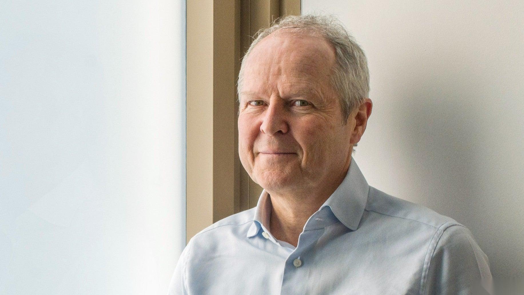 育碧 CEO Yves Guillemot 称 PlayStation 淘汰光盘有其优势 无光驱主机价格更亲民